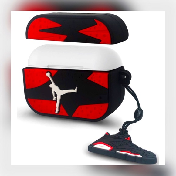 AIRPOD PRO SILICONE PROTECTIVE CASE W/KEYRING - Picture 1 of 5